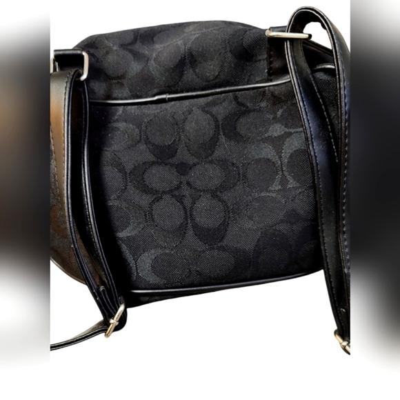 Women’s Signature Coach mini backpack & zipper case - Picture 2 of 7
